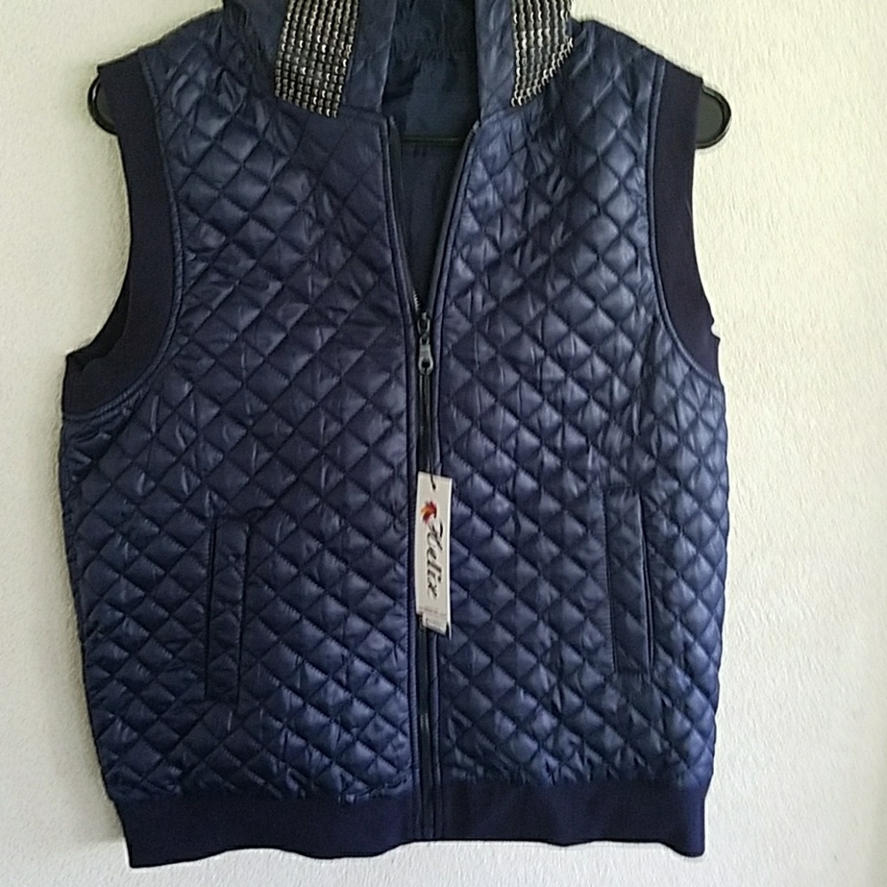 NWT Helix navy blue quilted sleeveless vest